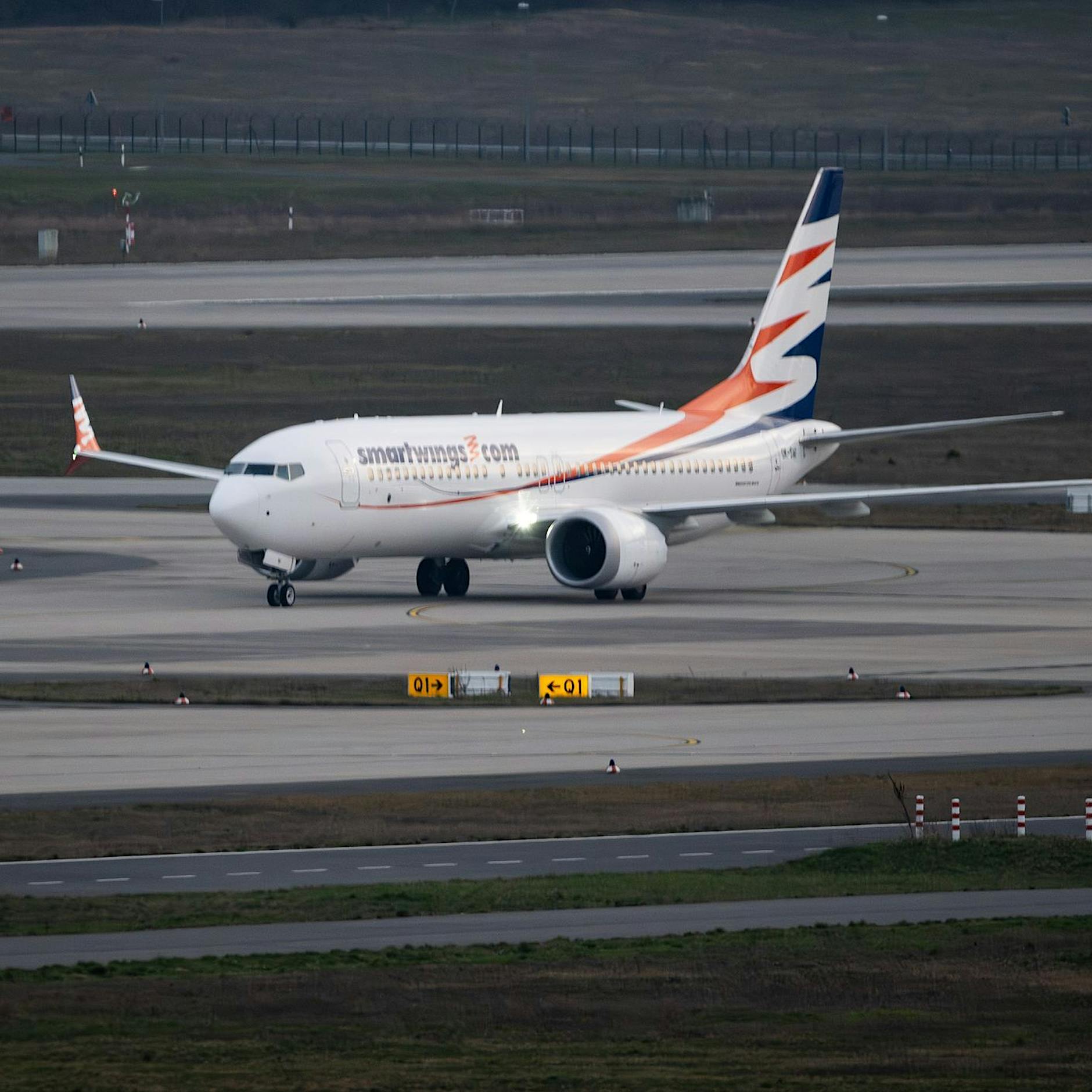 Nach Bundestagswahl wieder Flüge: 155 Afghanen landen mit Aufnahmezusage in Berlin