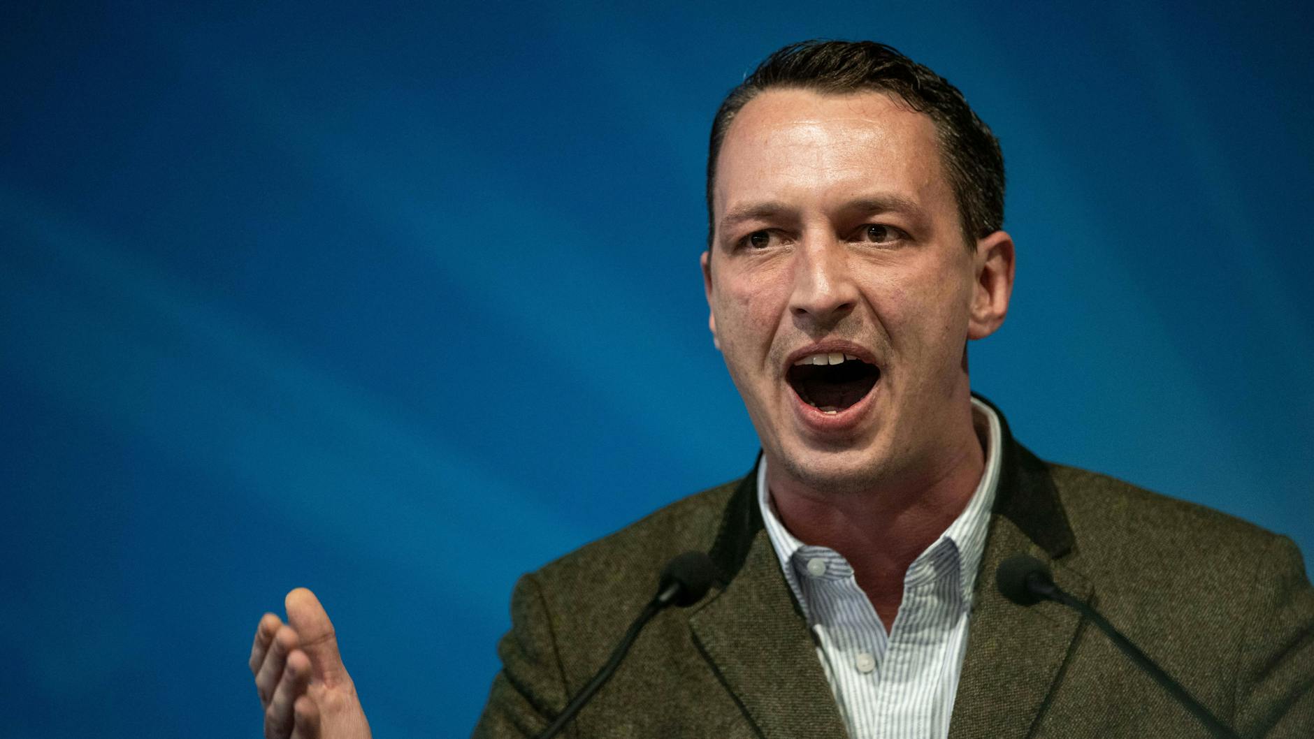 Matthias Helferich verzichtete wegen des Skandals um ihn 2021 auf sein Fraktionsmandat, jetzt ist er rehabilitiert.