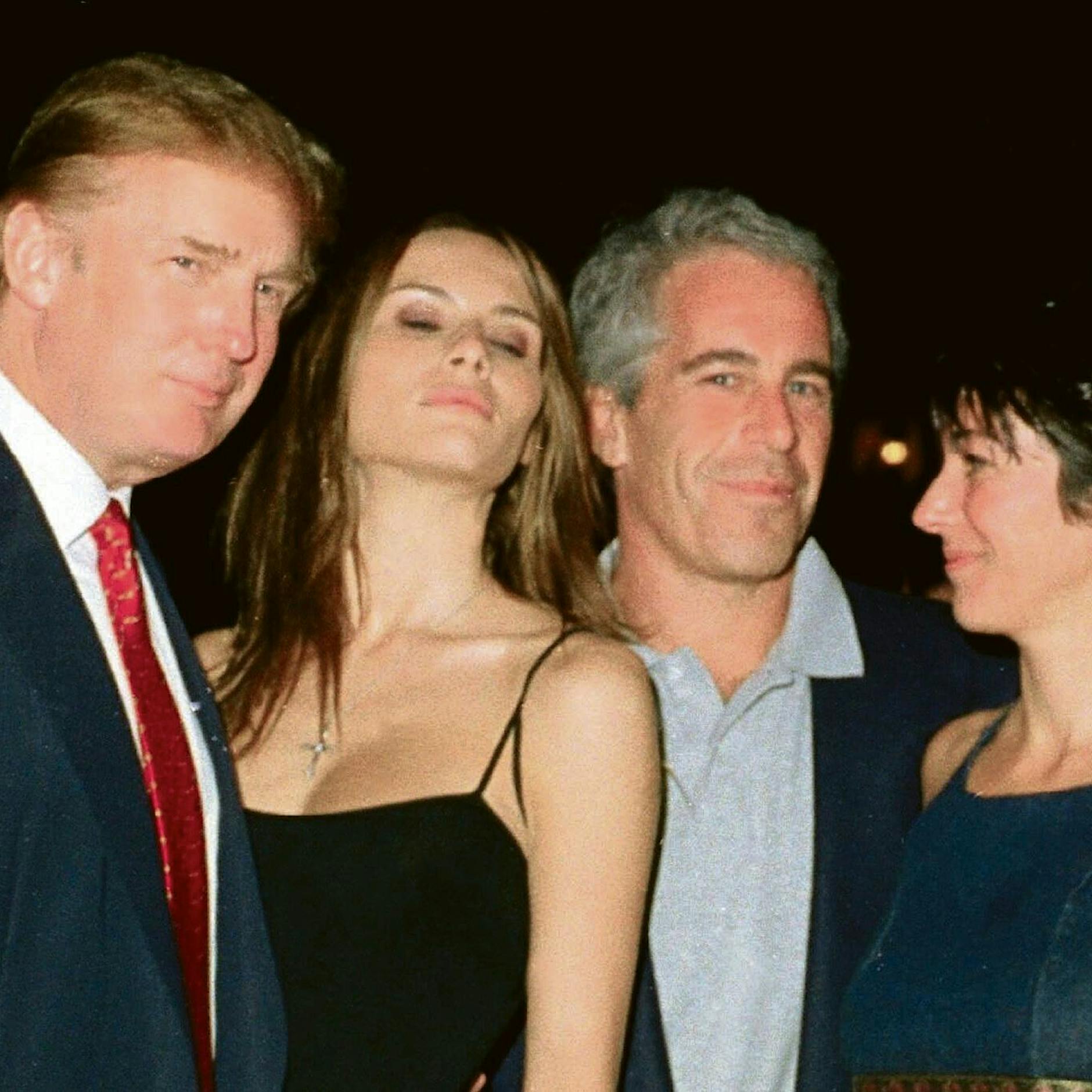 Trump, Epstein und brennende Hüte: US-Präsident bringt MAGA-Lager gegen sich auf