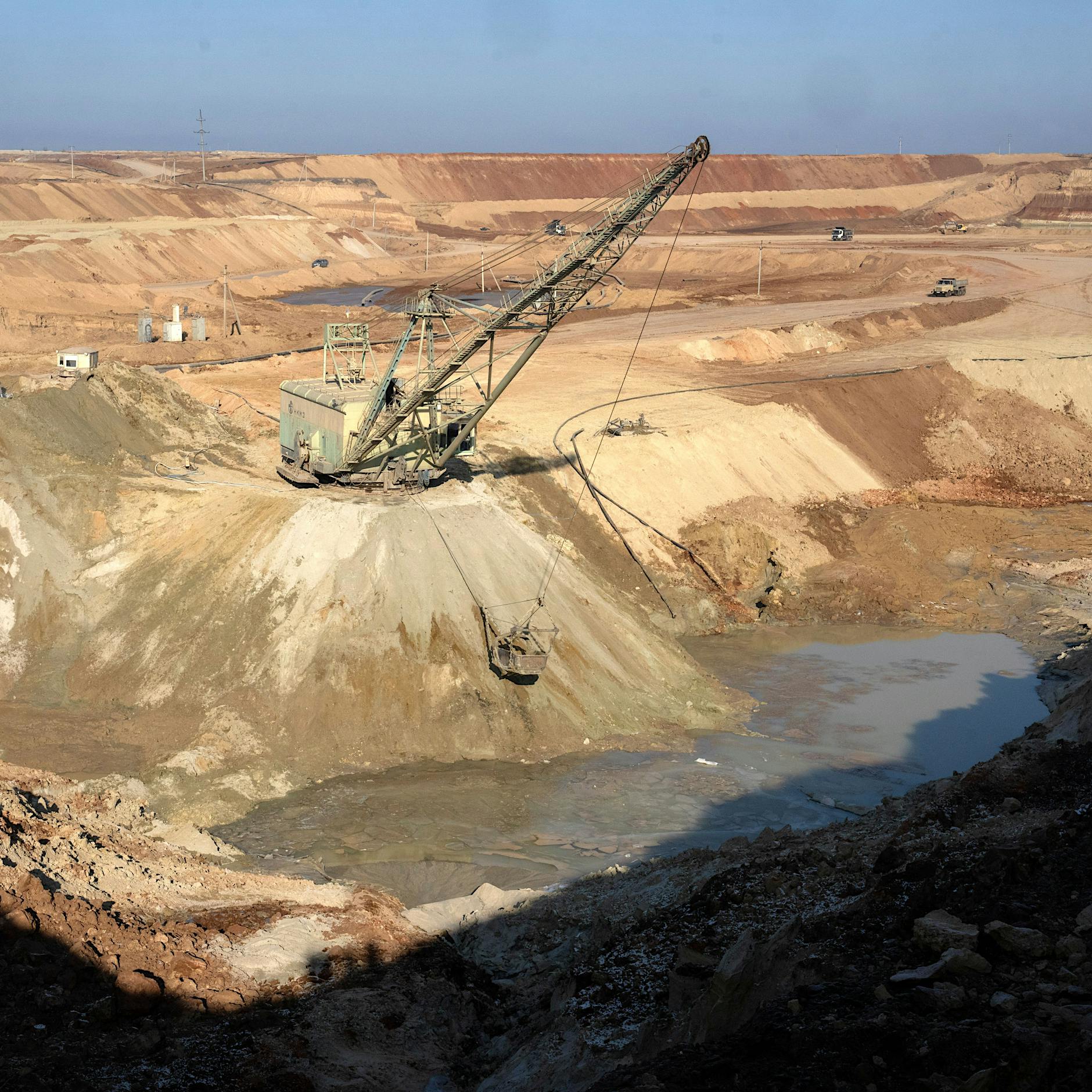 Blackrock, J.P. Morgan und Co.: Das große Geschäft mit dem Wiederaufbau der Ukraine