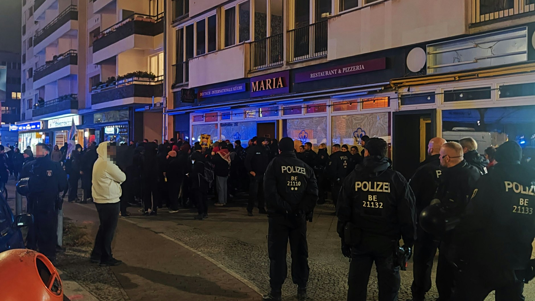 Die Polizei war mit einem Großaufgebot angerückt.