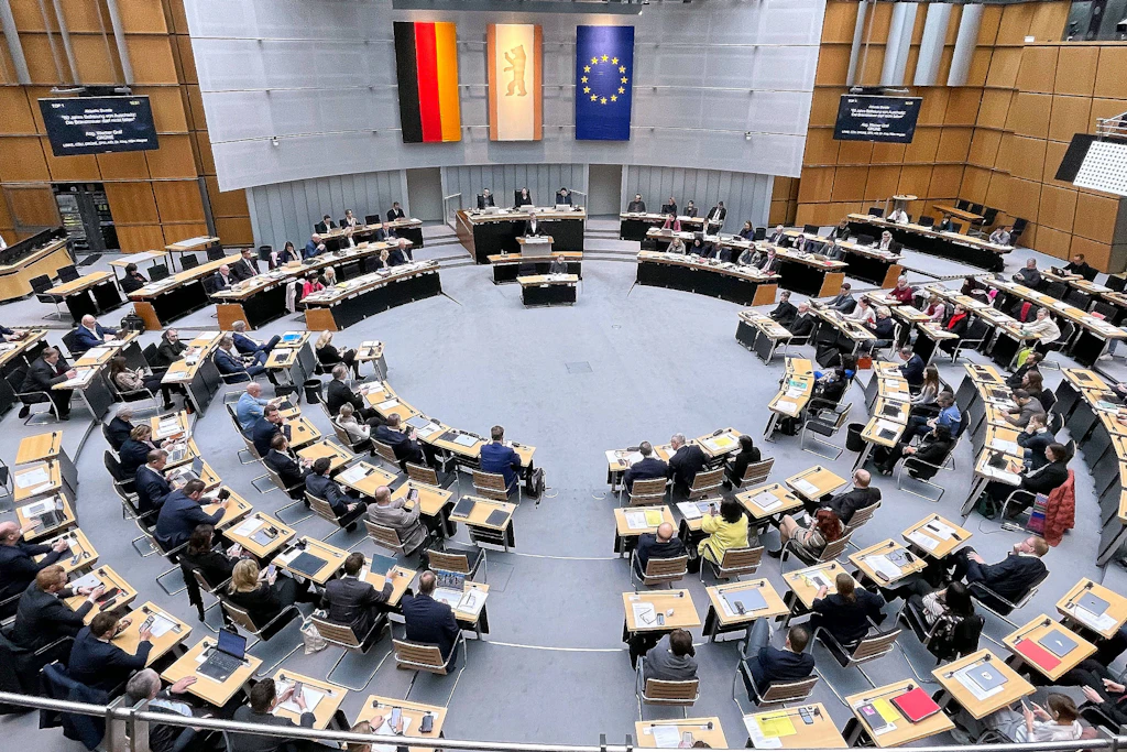 Dispute over anti-Semitism commission in Berlin: Greens accuse Senate of ...