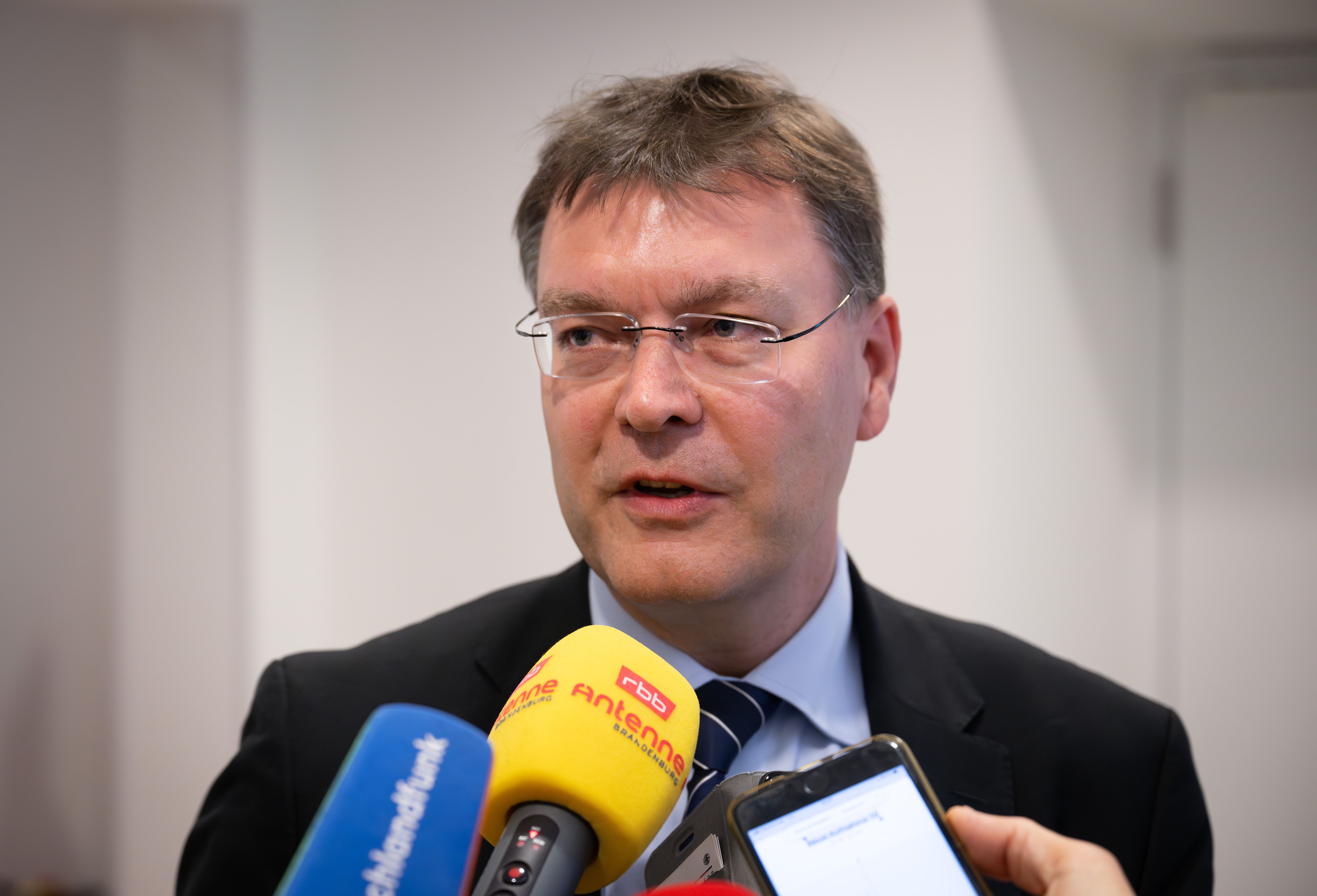 Image - Brandenburg: BSW-Abgeordneter Sven Hornauf stimmt für AfD-Antrag – Ausschluss droht