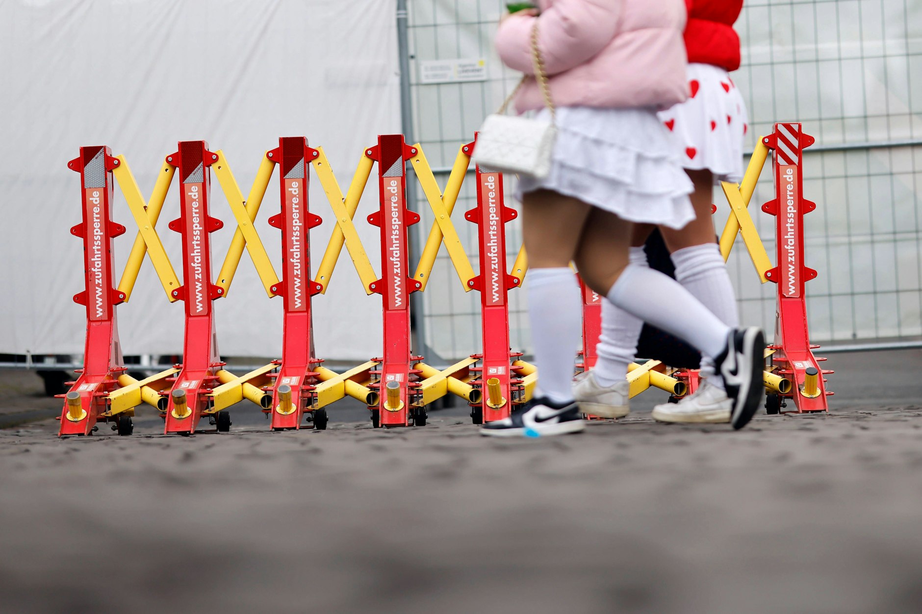 Schon drei Frauen wurden beim Kölner Karneval vergewaltigt.