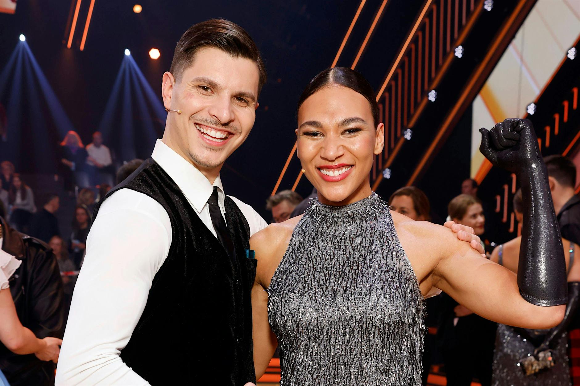 „Let’s Dance“-Kandidatin Marie Mouroum: SIE ist eine echte Superheldin