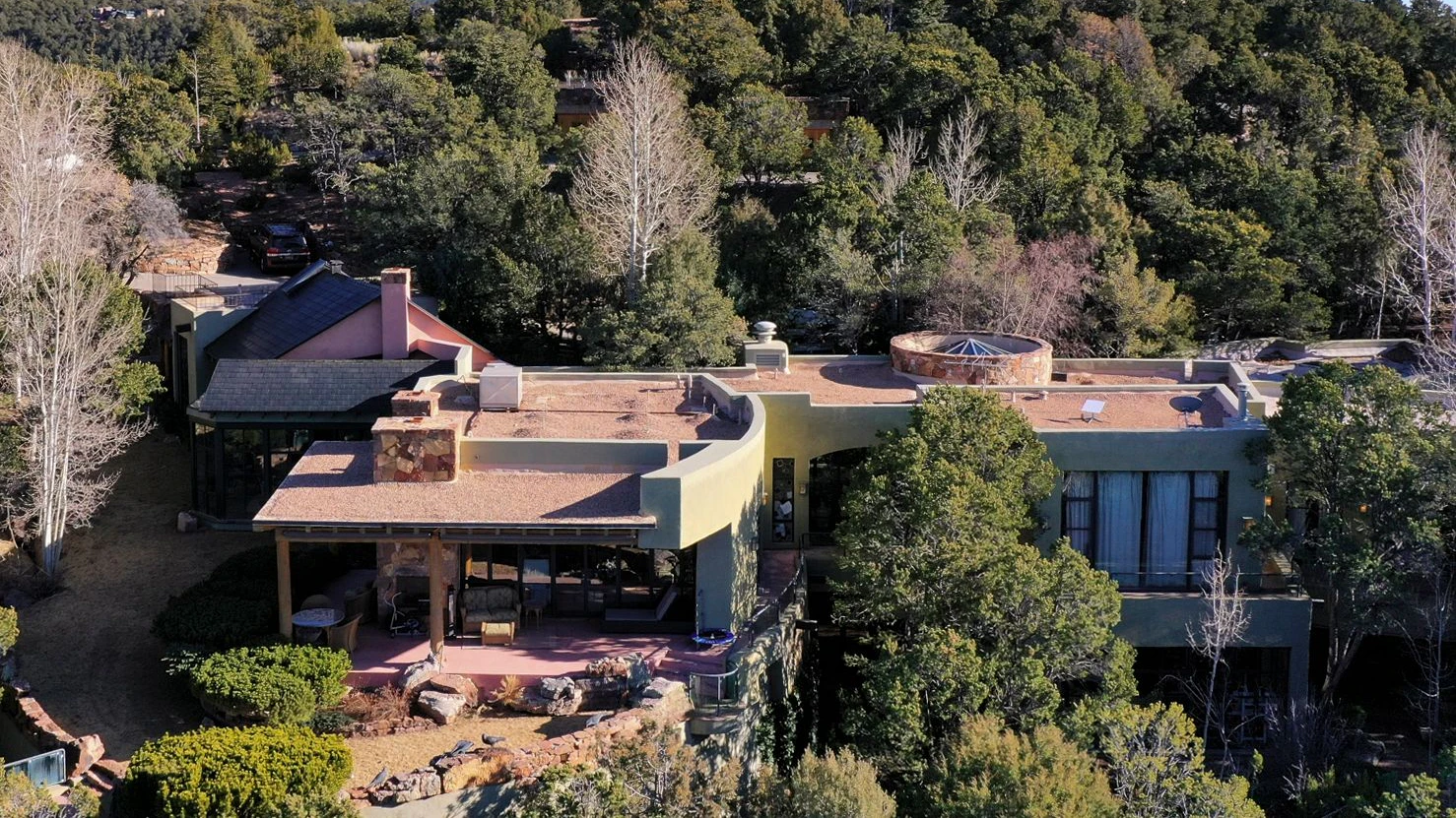 Die Leichen von&nbsp; Gene Hackman und seiner Frau Betsy Arakawa wurde in ihrem Anwesen in Santa Fe gefunden.