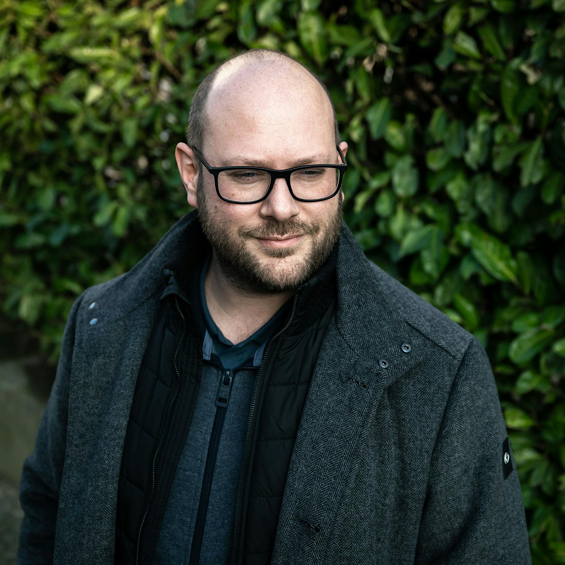 Kriminologe Manuel Heinemann erklärt Psychologie von Wohnungsbetrügern in Berlin