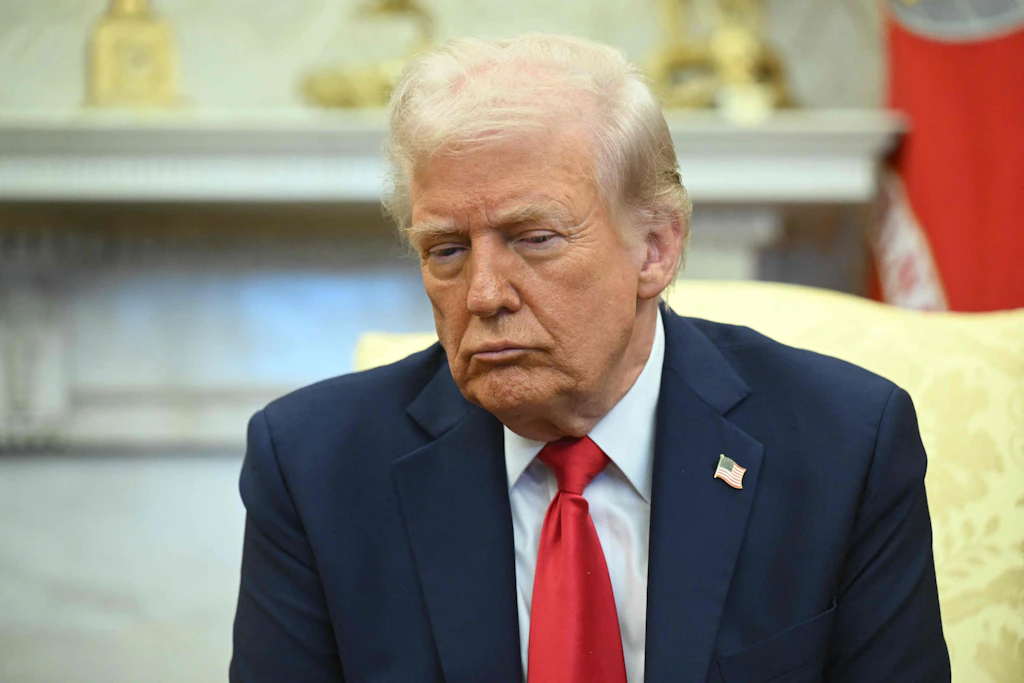 Trump: „Selenskyj ist nicht bereit für Frieden – er kann wiederkommen, wenn er so weit ist“