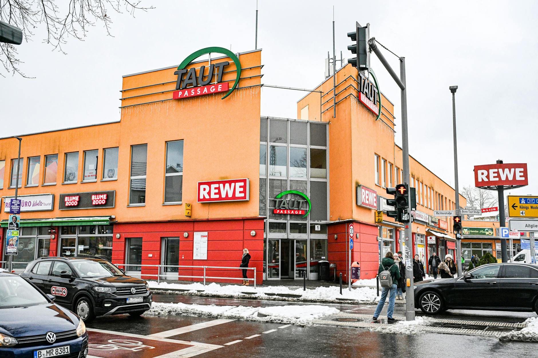 Die Taut-Passage in Grünau ist in die Jahre gekommen. Aber jetzt gibt es große Pläne.