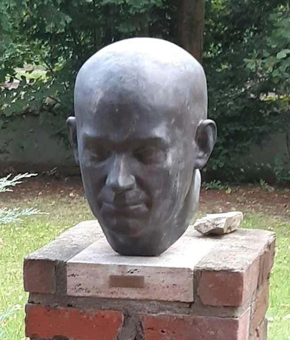 Vor fast zwei Monaten wurde diese Thälmann-Büste aus Bronze gestohlen.&nbsp; Da fragt man sich schon, was die Diebe damit wollen.