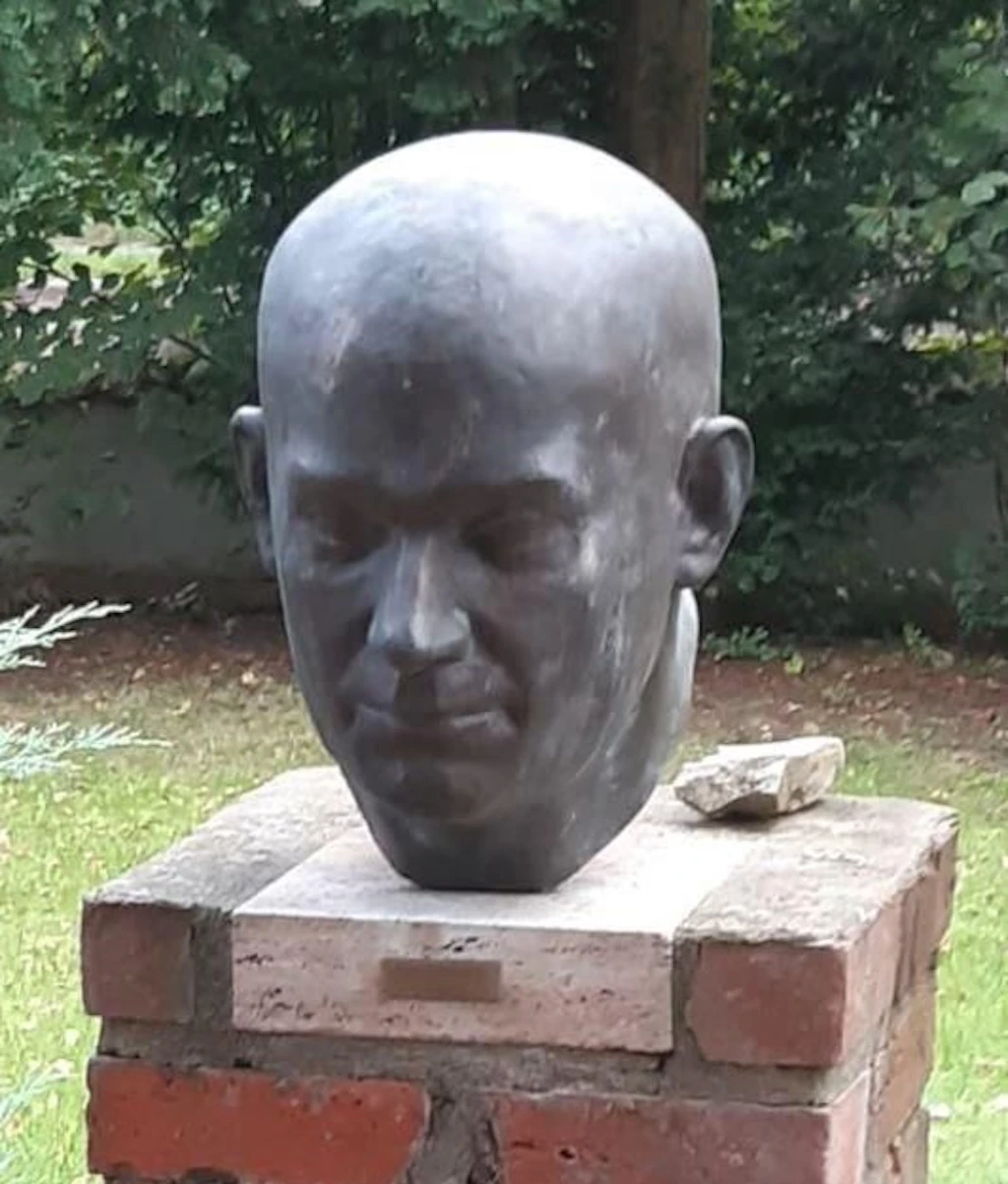 Denkmal-Klau in Berlin: DAS haben Diebe mit Ernst Thälmann vor!