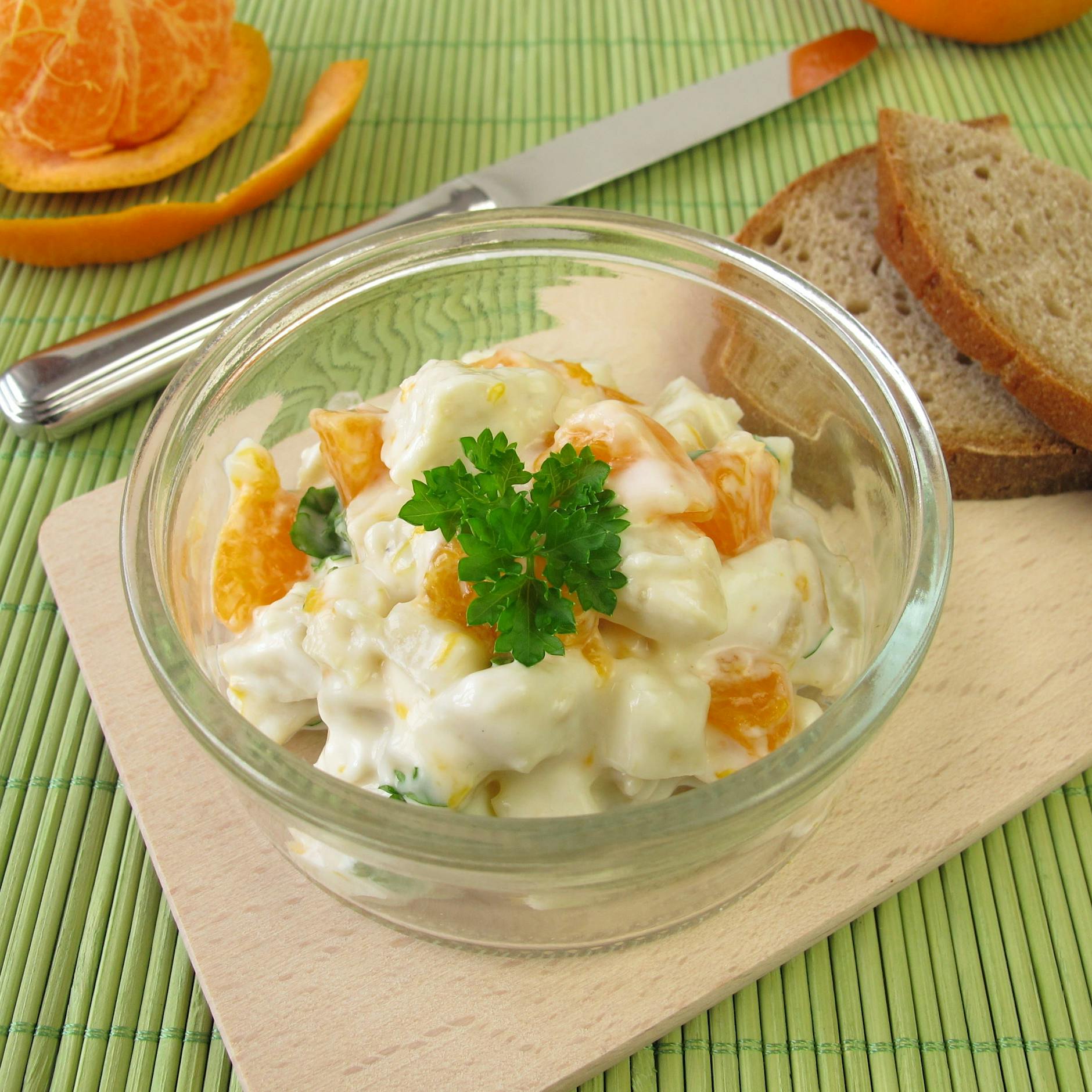 Rezept für cremigen, fruchtigen Geflügelsalat – perfekt fürs Abendbrot