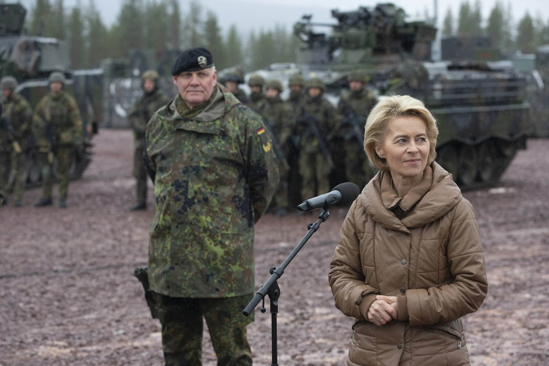 Ursula von der Leyen, damals noch Bundesverteidigungsministerin, während eines Nato-Manövers im Herbst 2018