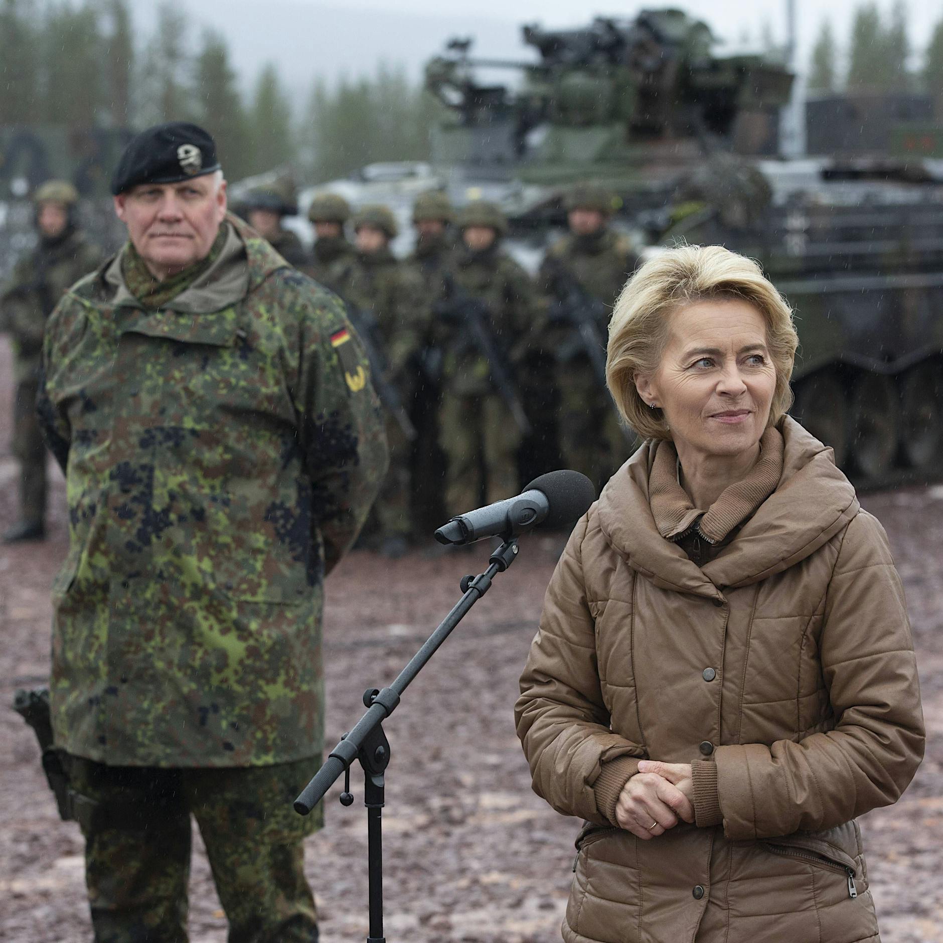 Nach Trump-Ukraine-Eklat im Weißen Haus: Mutiert Europa jetzt zum Rüstungsmoloch?