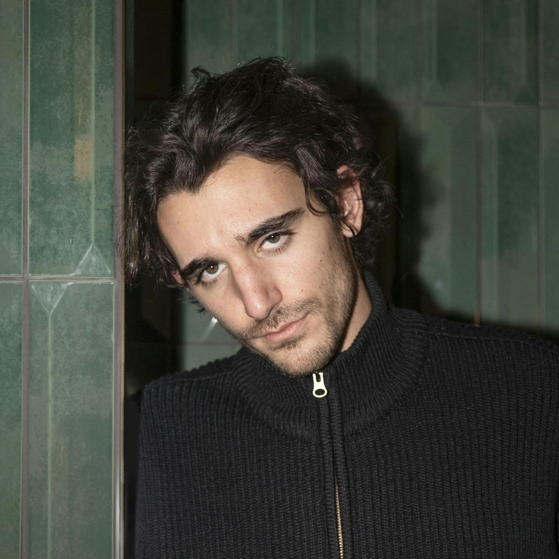 Image - Tamino und seine neue Platte „Every Dawn’s a Mountain“: Soundtrack für unsere durchgeschüttelte Zeit