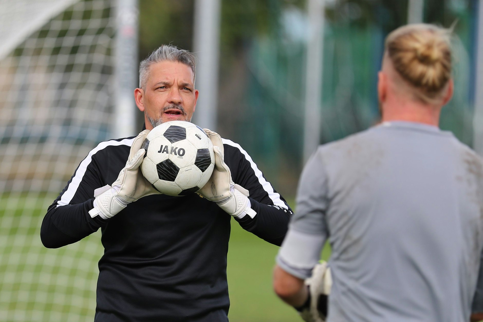 Seit Saisonbeginn ist Udo Gans Torwarttrainer beim BFC Dynamo, arbeitet auch mit Klub-Urgestein Kevin Sommer zusammen.