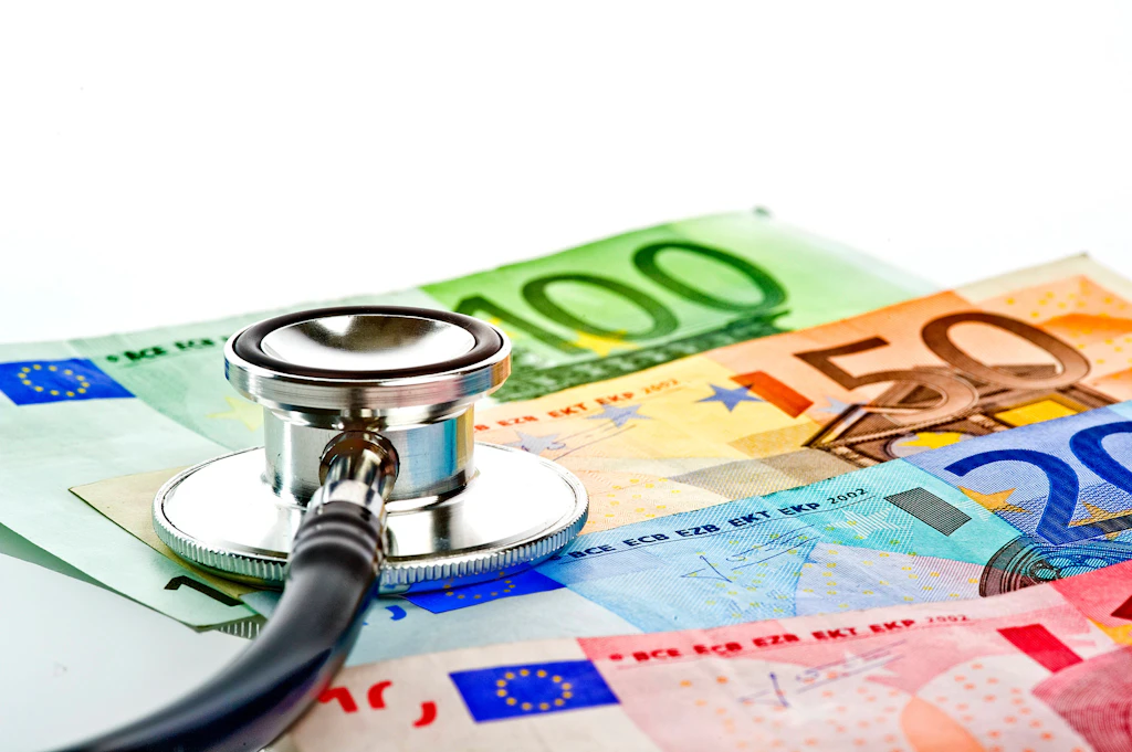 Preiswahnsinn bei der Krankenkasse: Müssen wir bald mehr zuzahlen?