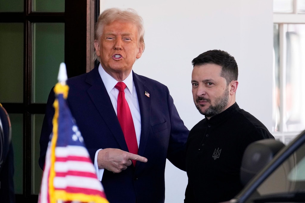Trump und Selenskyj telefonieren - Ukraine bangt um US-Waffenhilfe