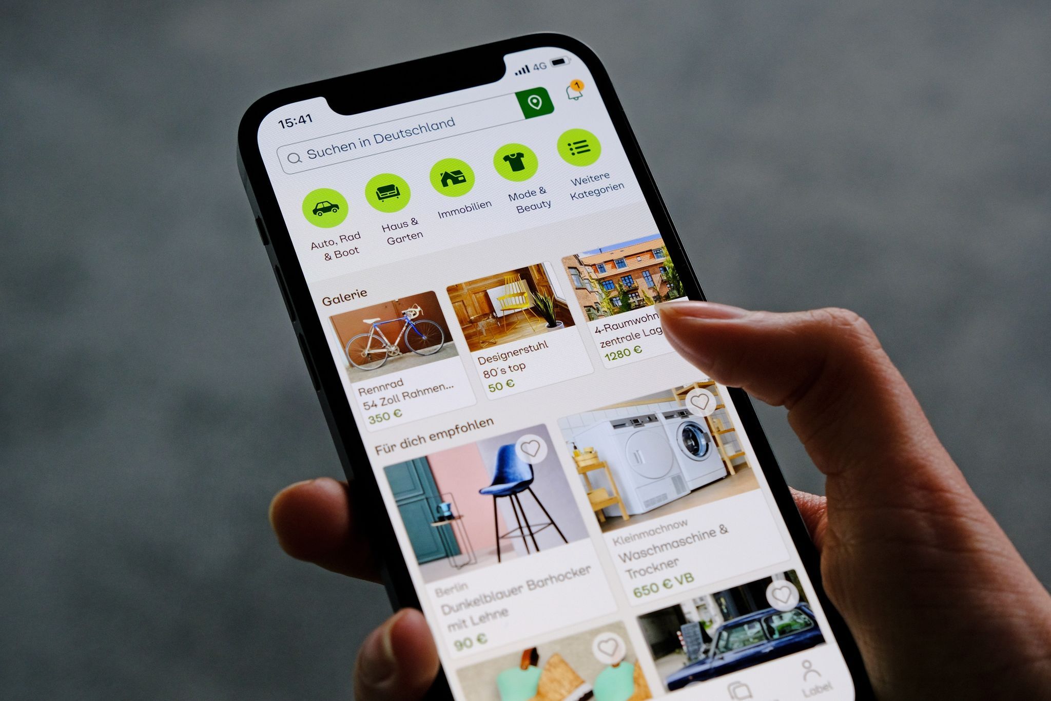 Mutter will Baby über „Kleinanzeige“ verschenken – DAS passiert jetzt mit ihr