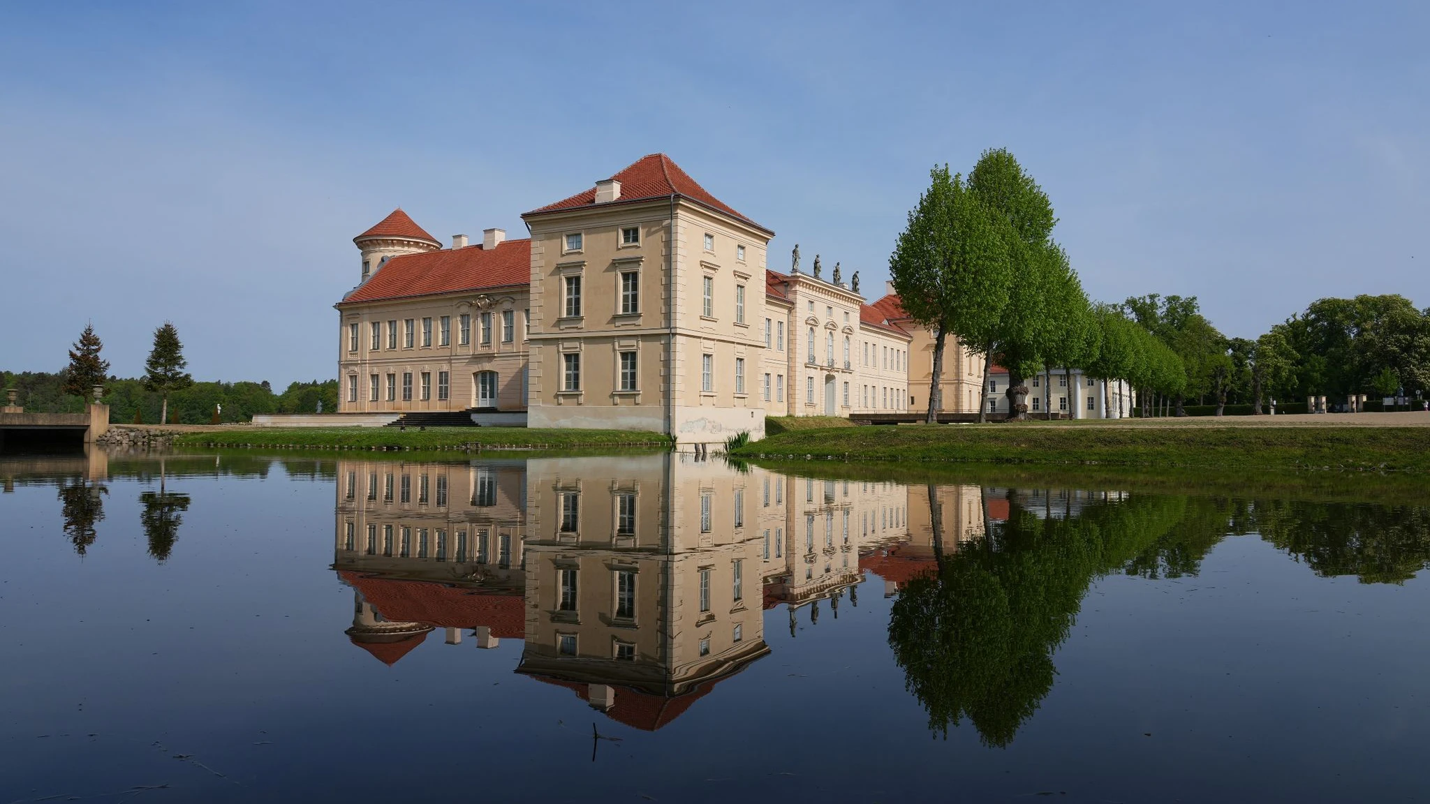 Rund um das Schloss Rheinsberg kann man wunderbar wandern.