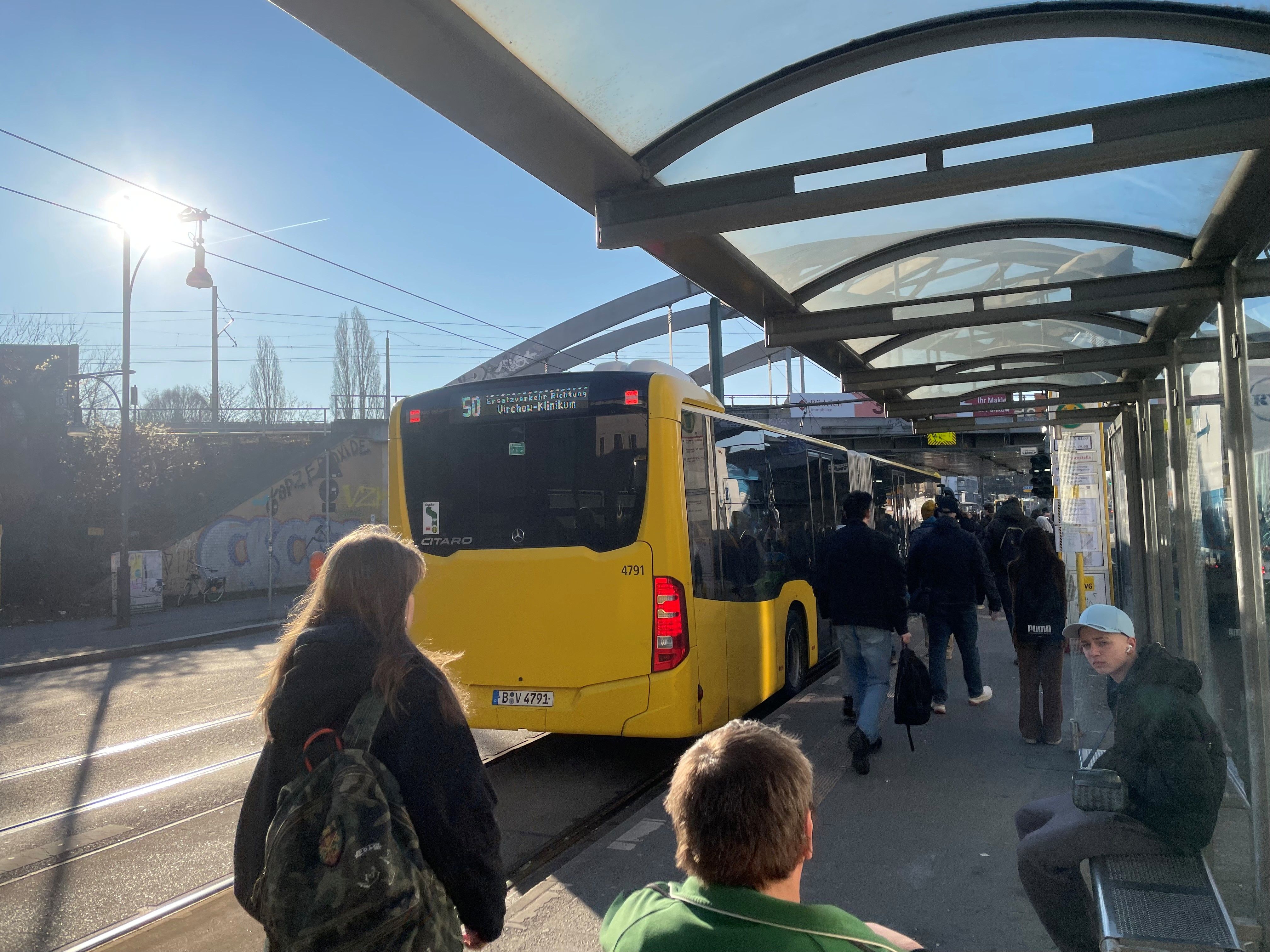 Pankower genervt: Auf den Linien M1 und 50 fährt nur das Chaos nach Fahrplan