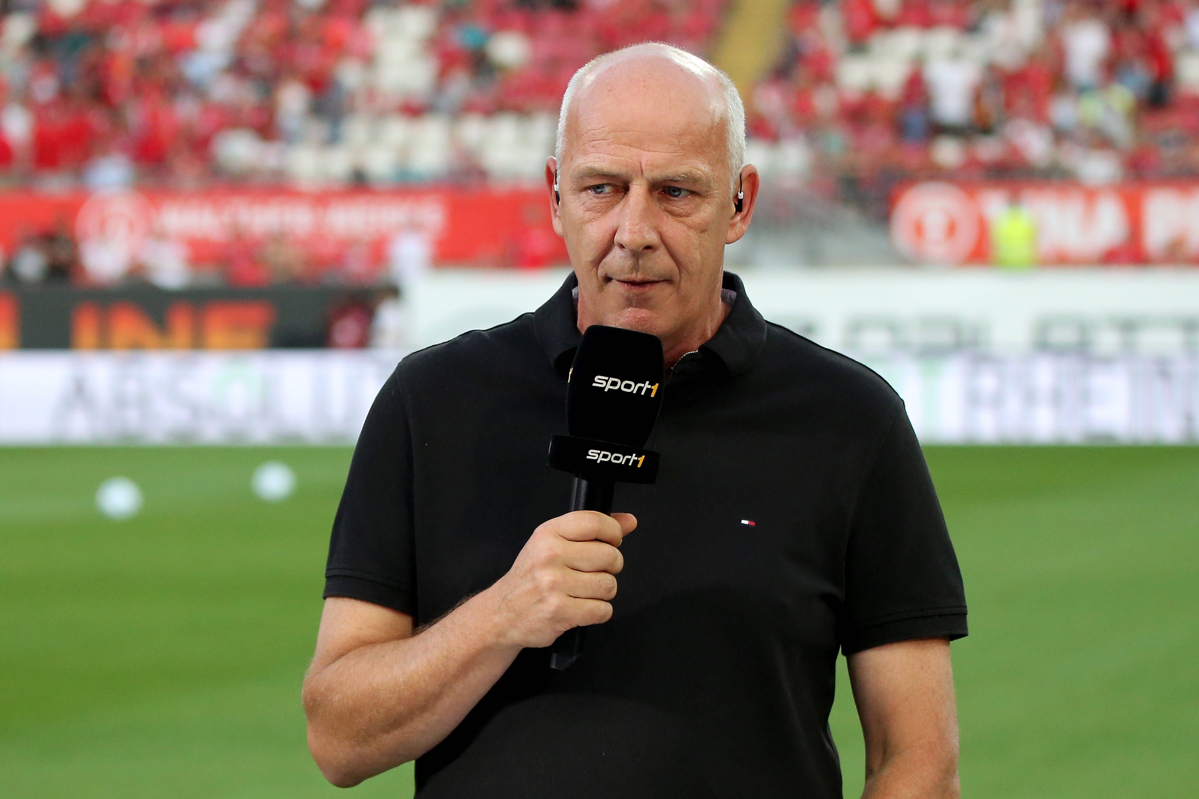 Kabinenzoff bei Hertha BSC: Mario Basler knöpft sich Profis vor!