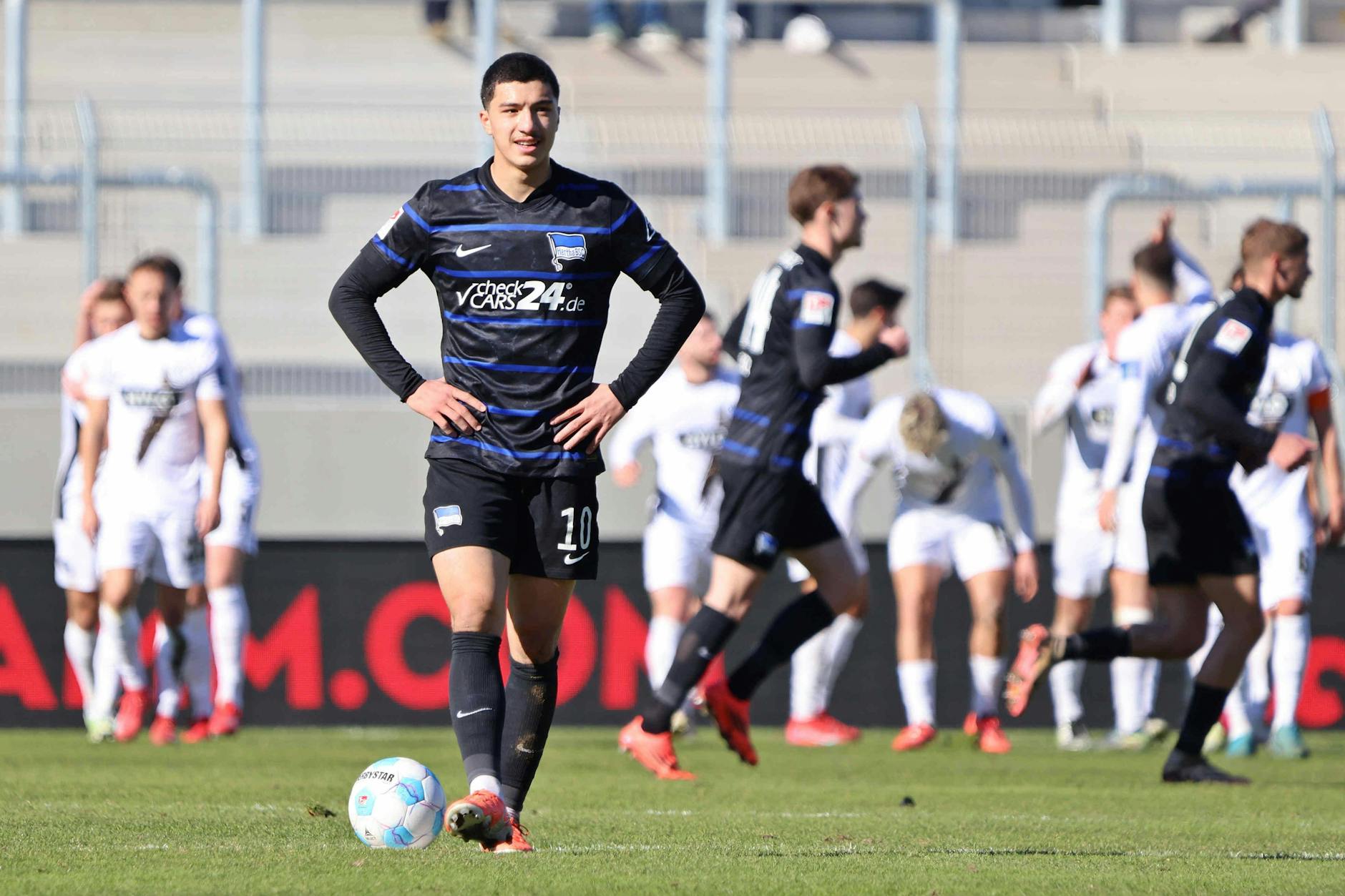 Ibrahim Maza spielt bei Hertha BSC nicht mehr so befreit auf wie in der Hinrunde. Nach dem 0:4 in Elversberg kommt es gegen Schalke auch auf das Top-Talent an.
