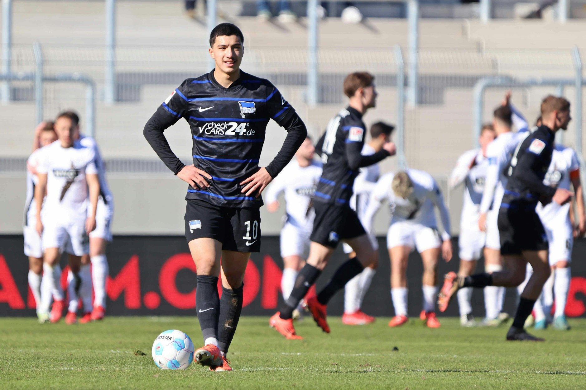 Ibrahim Maza spielt bei Hertha BSC nicht mehr so befreit auf wie in der Hinrunde. Nach dem 0:4 in Elversberg kommt es gegen Schalke auch auf das Top-Talent an.