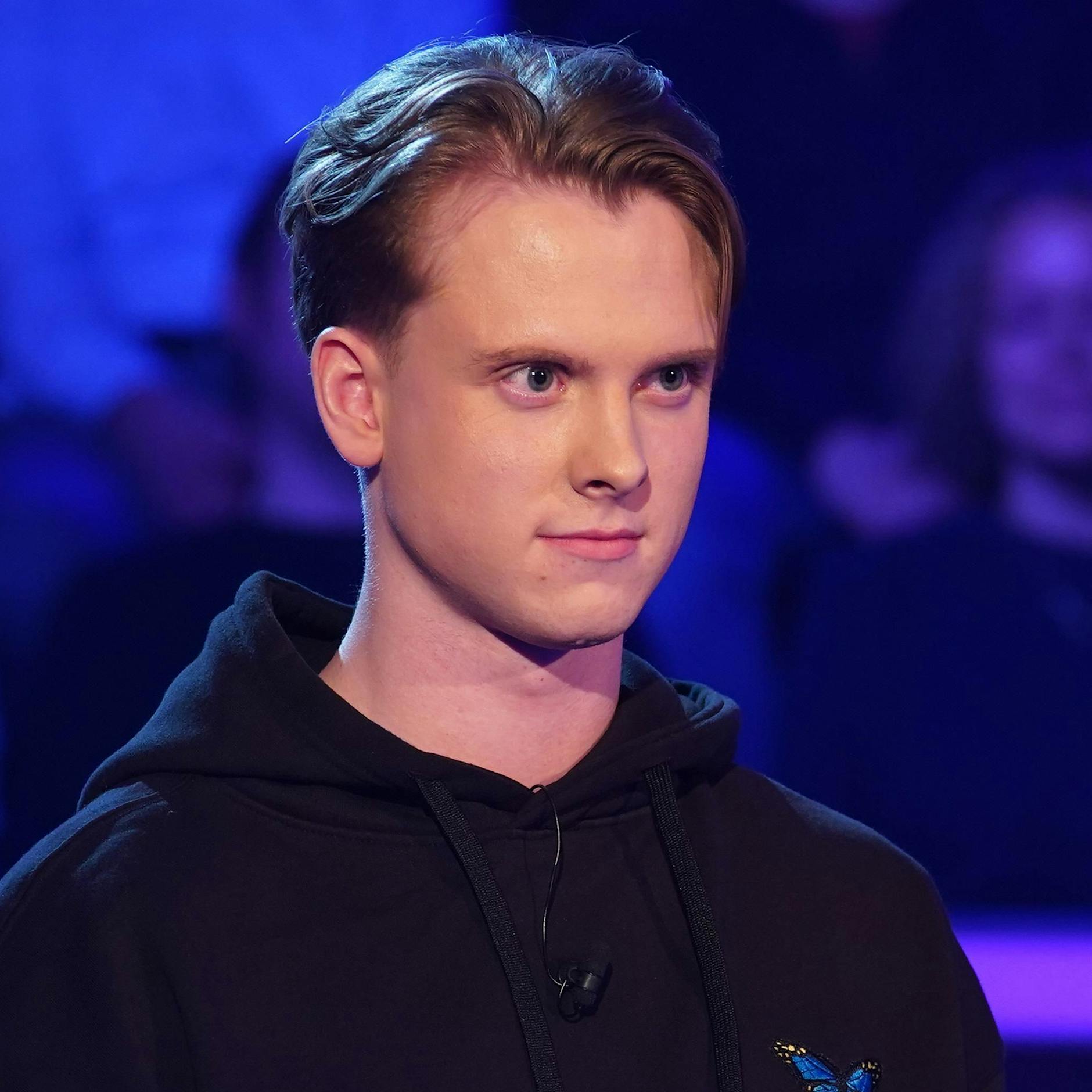 Horror bei „Wer wird Millionär?“: Denis stürzt ab – wegen „Juror #2“!