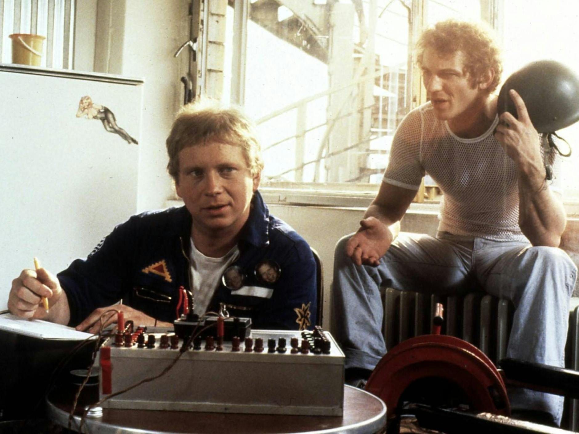 Rainer Hunold und Heinz Hönig in einer Szene des Films „Sei zärtlich, Pinguin“ im Jahr 1982.<a href="https://www.cinema.de/film/sei-zaertlich-pinguin,1305732.html"></a>