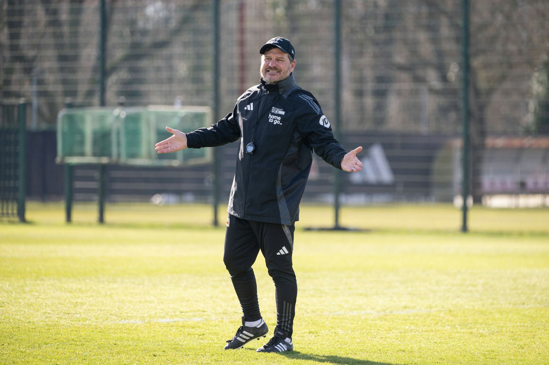 Versprüht Zuversicht für das Spiel in Frankfurt: Steffen Baumgart (53), Cheftrainer des 1. FC Union.