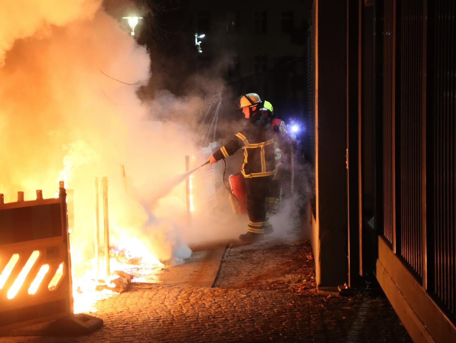 Feuerteufel unterwegs: Die Schand-Nacht von Berlin