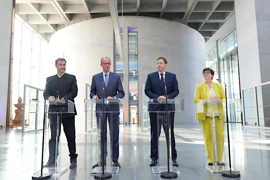 Markus Söder, (CSU), Ministerpräsident von Bayern und CSU Vorsitzender, Friedrich Merz, Unions-Kanzlerkandidat und CDU Bundesvorsitzender, Lars Klingbeil, SPD-Bundesvorsitzender, und SPD Fraktionsvorsitzender sowie Saskia Esken, SPD-Bundesvorsitzende.