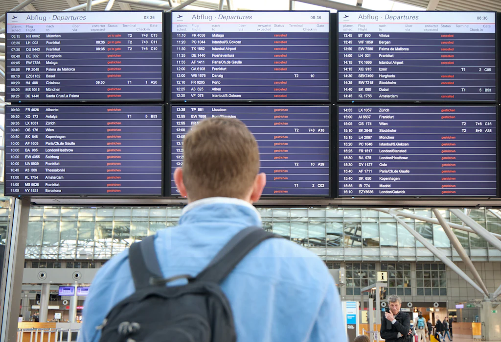 Verdi zieht Flughafenstreik überraschend vor: Alle Flüge zum Ferienstart gestrichen