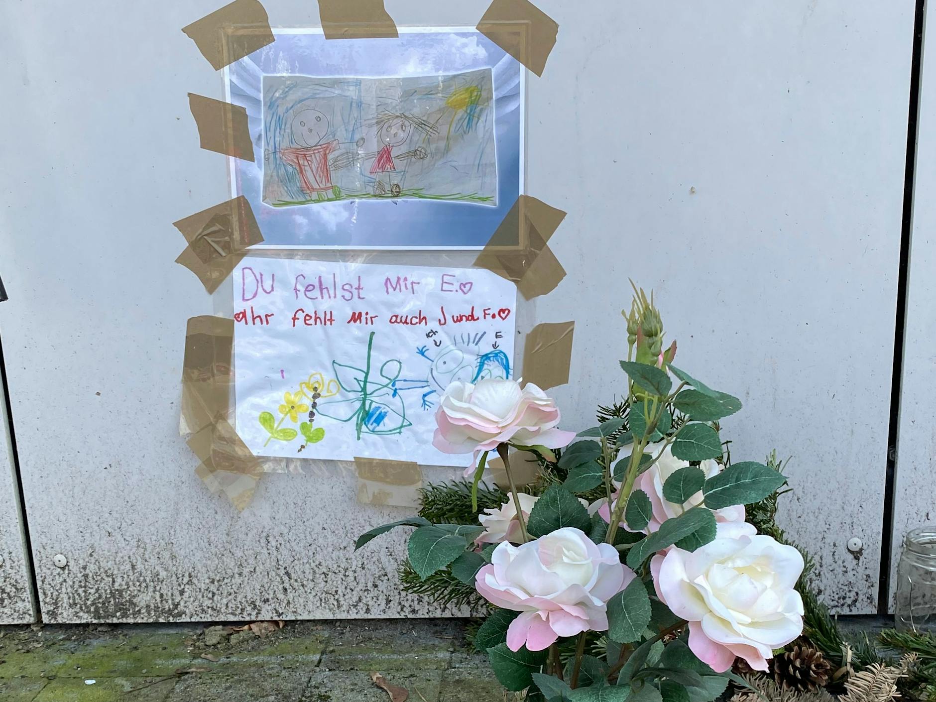 Matthias J. soll seine Partnerin und die gemeinsamen Töchter in Marzahn grausam ermordet haben.