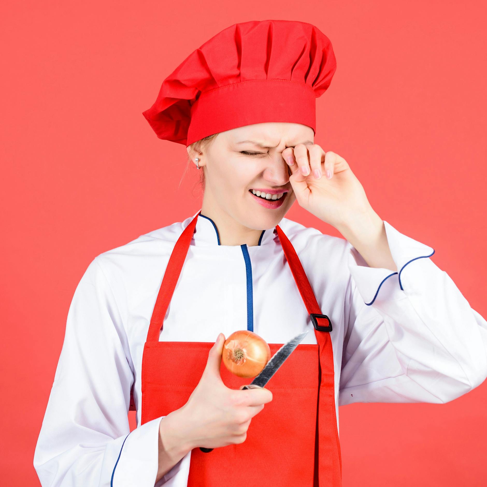 Warum weint man beim Zwiebelschneiden? Kleine Tricks gegen die Tränen