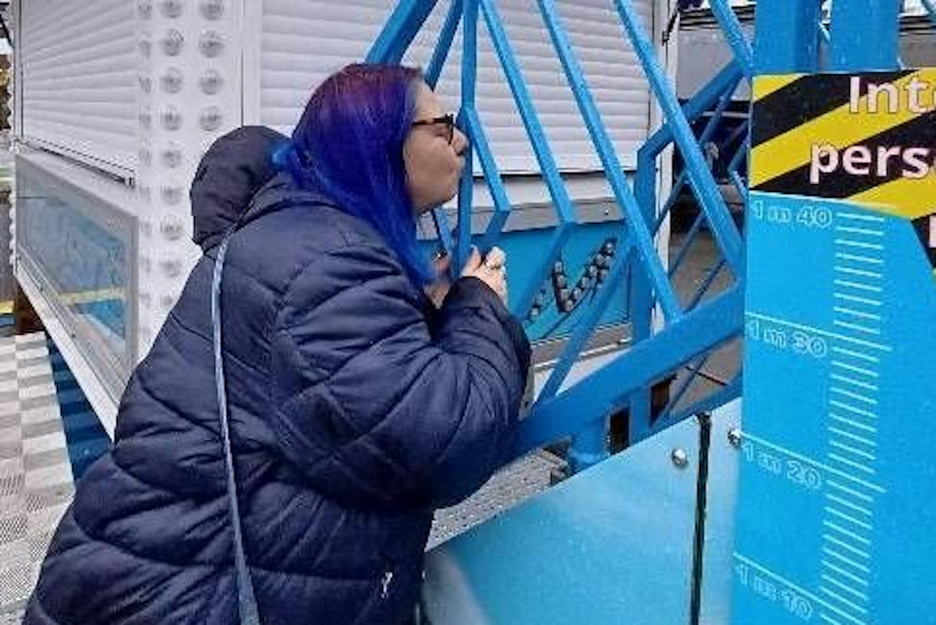 Wenn Gaëlle Engel ihre große Liebe besucht, gibt es natürlich auch einen Kuss.