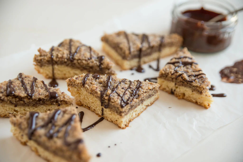 Omas Rezept für Nussecken wie in „Das große Promibacken“: Lecker und knusprig!