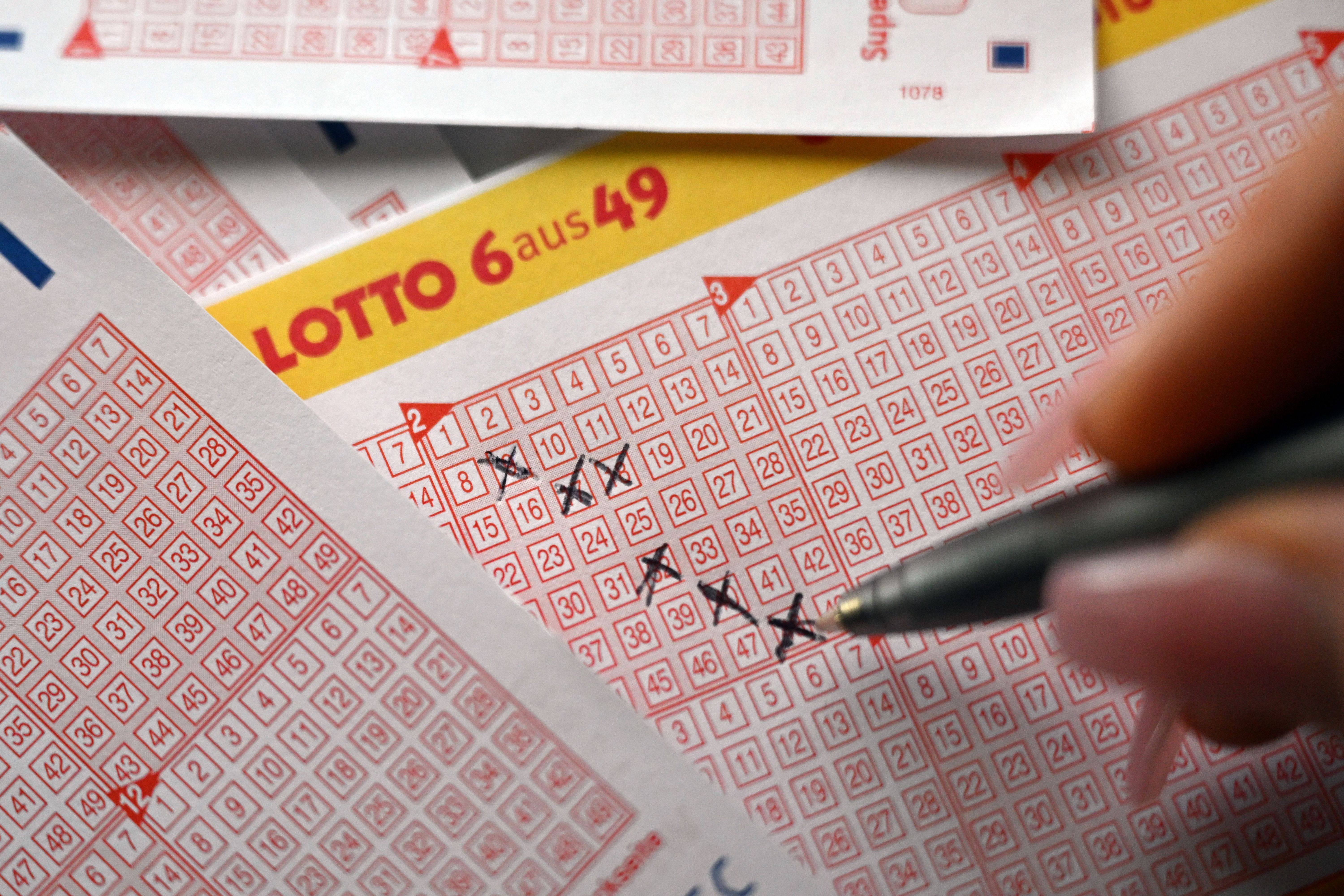 Dreifachmutter gewinnt in einem Jahr zweimal im Lotto