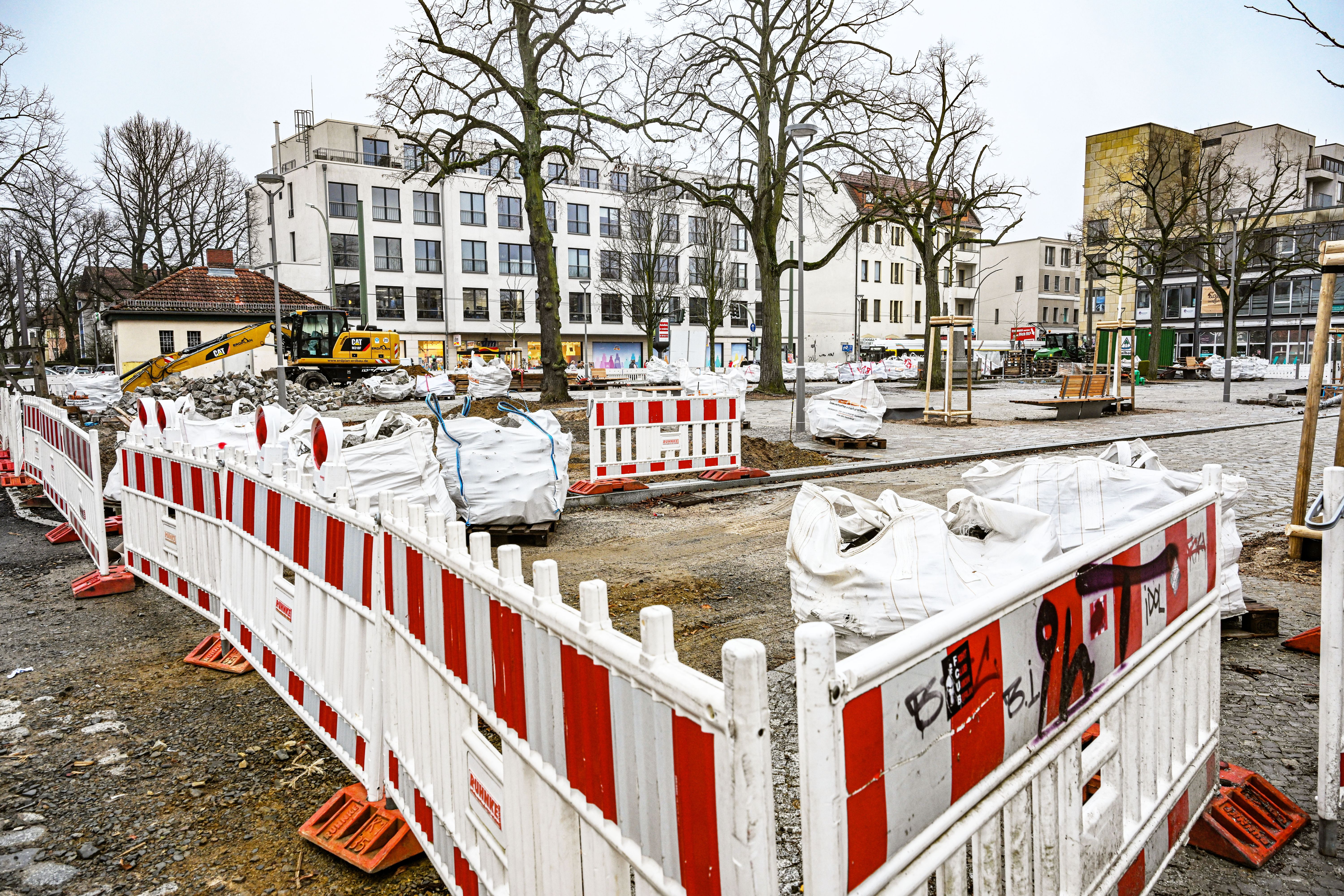 Adlershof: Mega-Baustelle am Marktplatz: Wann sind die endlich fertig?