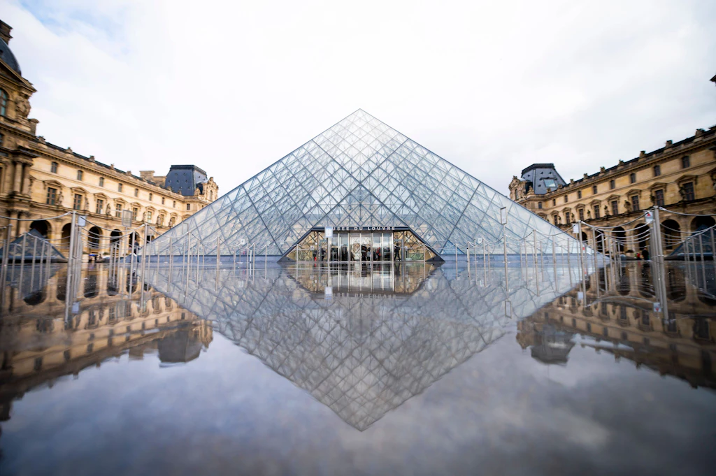 Saksonya, Carrousel du Louvre'da bir sergi sunuyor