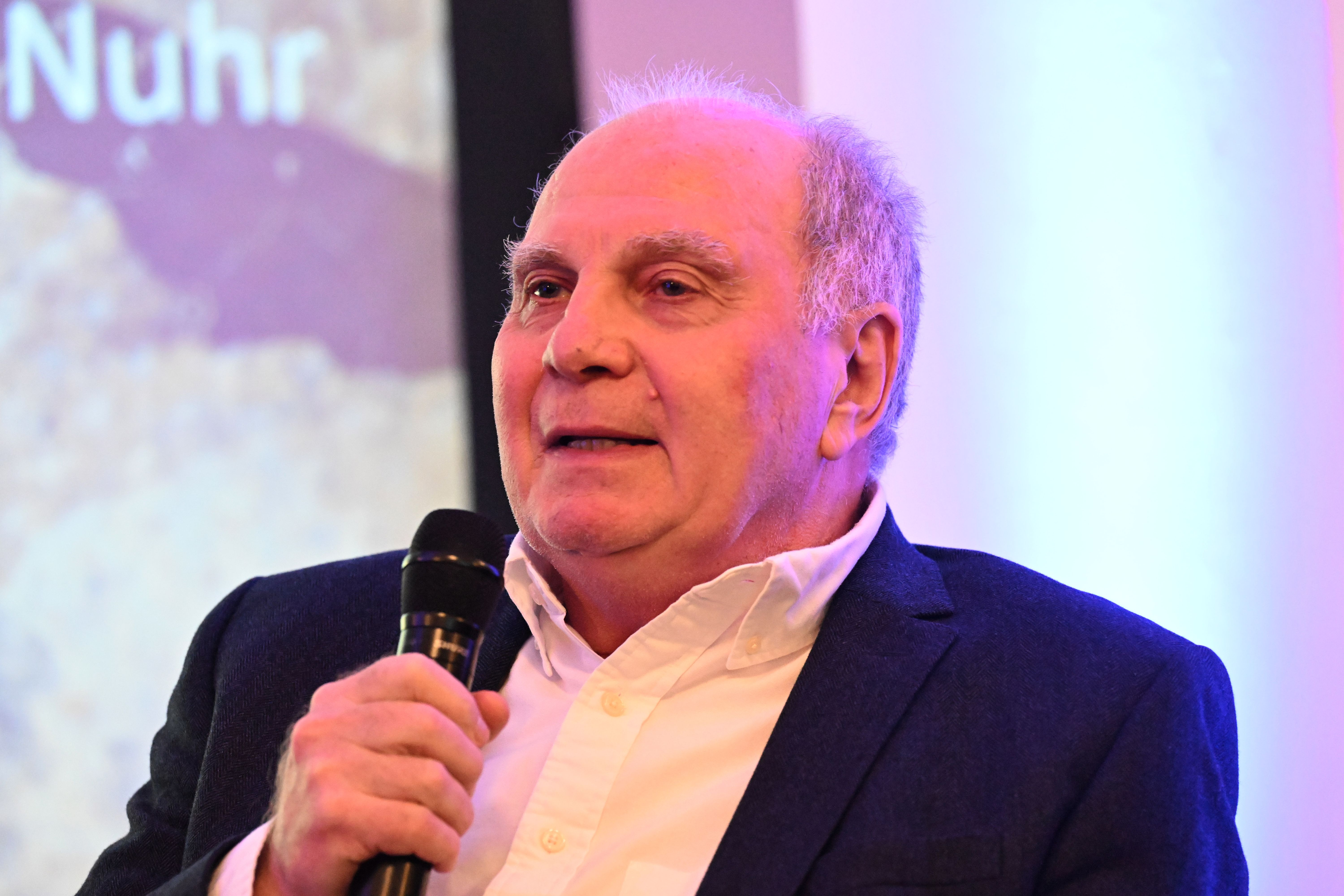 Image - Uli Hoeneß geht auf Milliardär Musk los: „Nicht alle Tassen im Schrank“