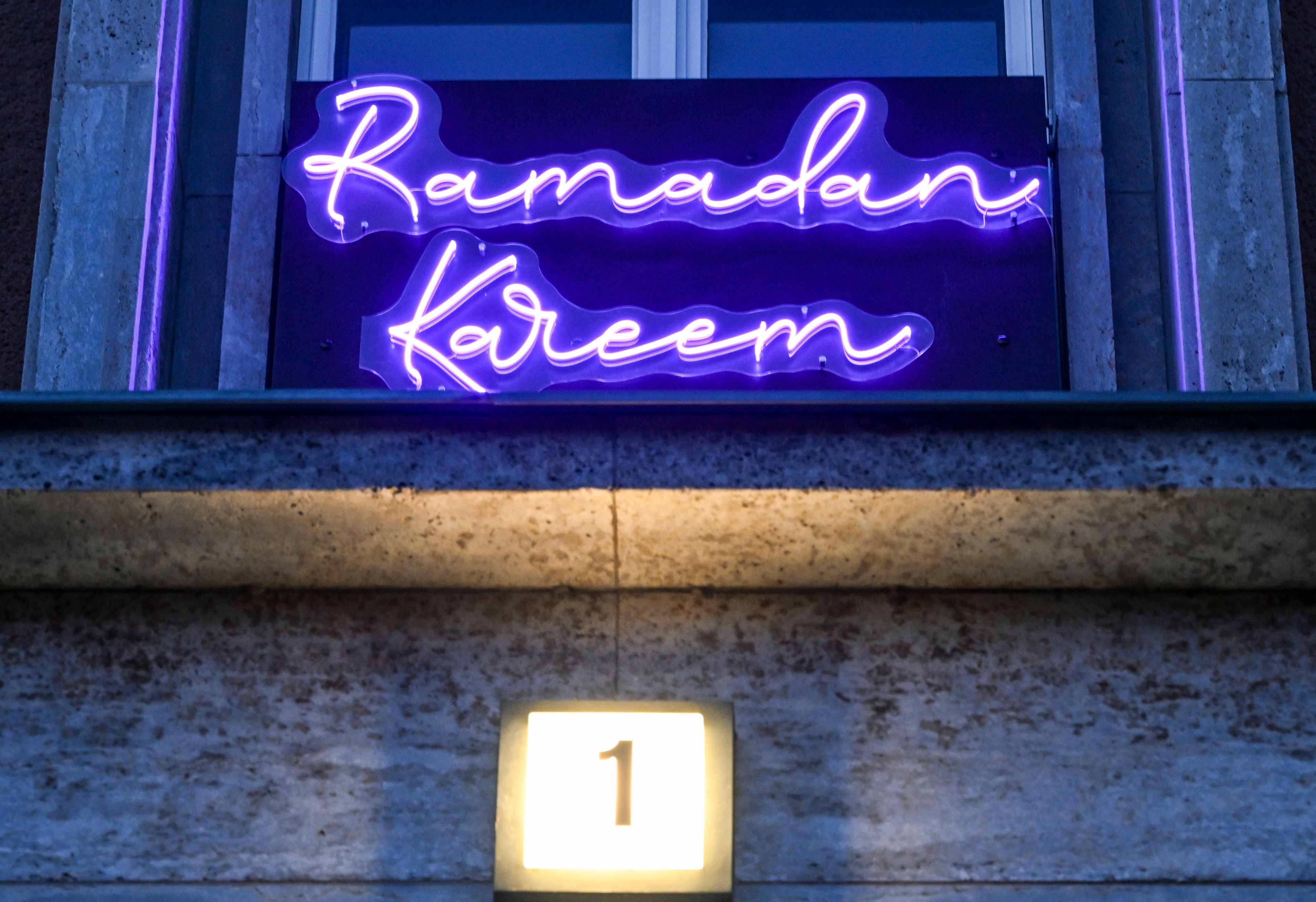 Grüne wollen Ramadan-Beleuchtung für GANZ Berlin