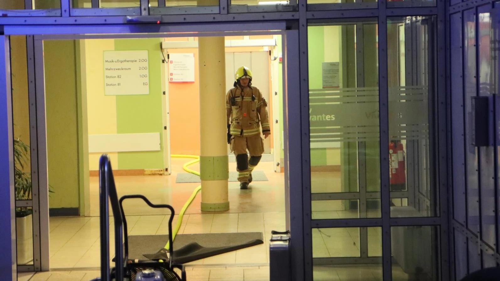 Die Berliner Feuerwehr brachte den Brand im Vivantes-Krankenhaus in Neukölln schnell unter Kontrolle. 