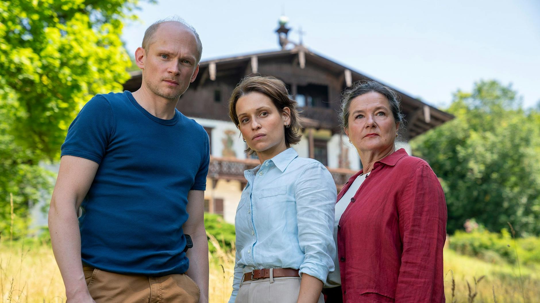 Die Stas aus Tod am Rennsteig: Bernhard Conrad als Jan Kawig, Kristin Suckow als Annett Schuster und Anne-Kathrin Gummich als Marion Dörner.
