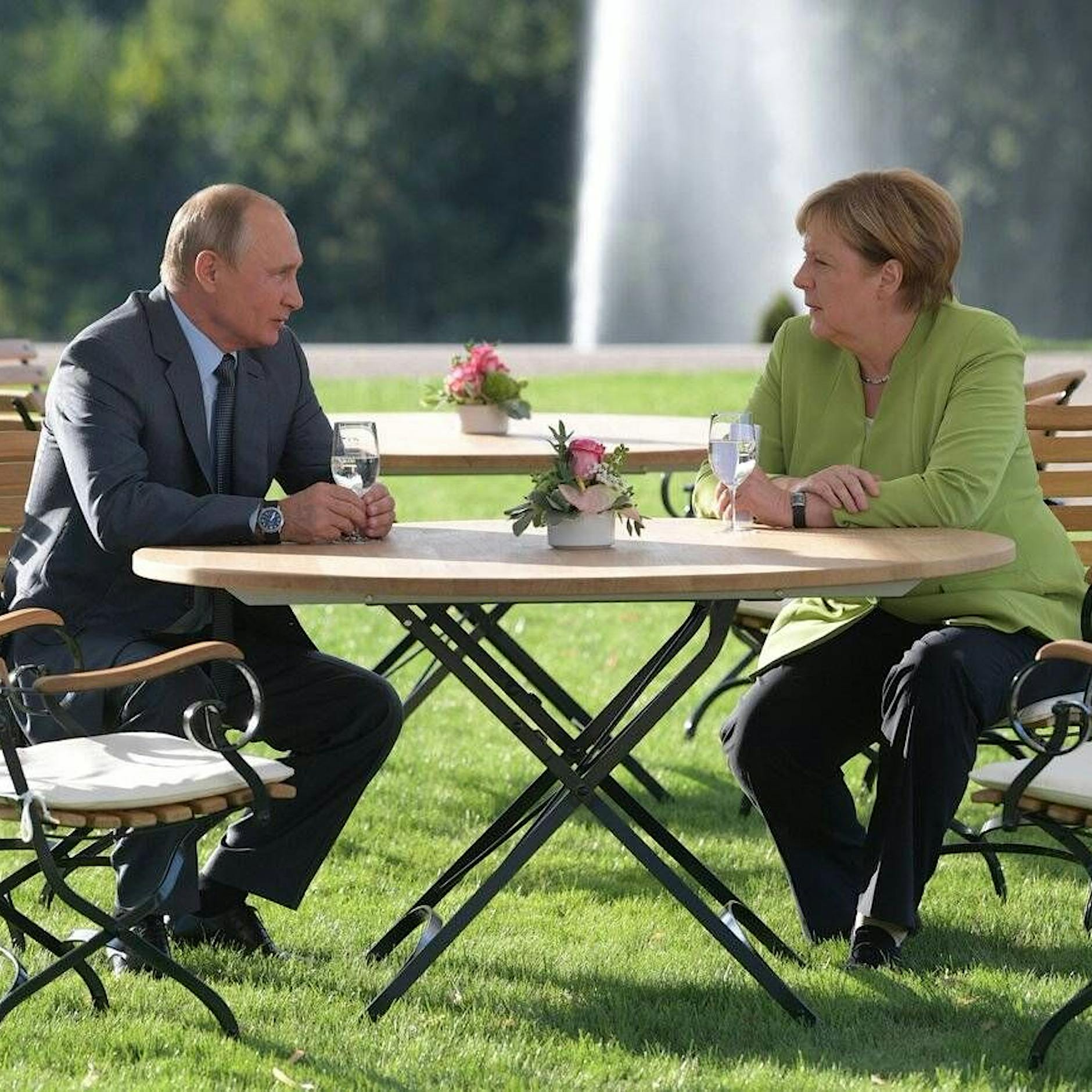 So schaut Russland auf die Altkanzlerin: „Mit Merkel wäre das alles nicht passiert“