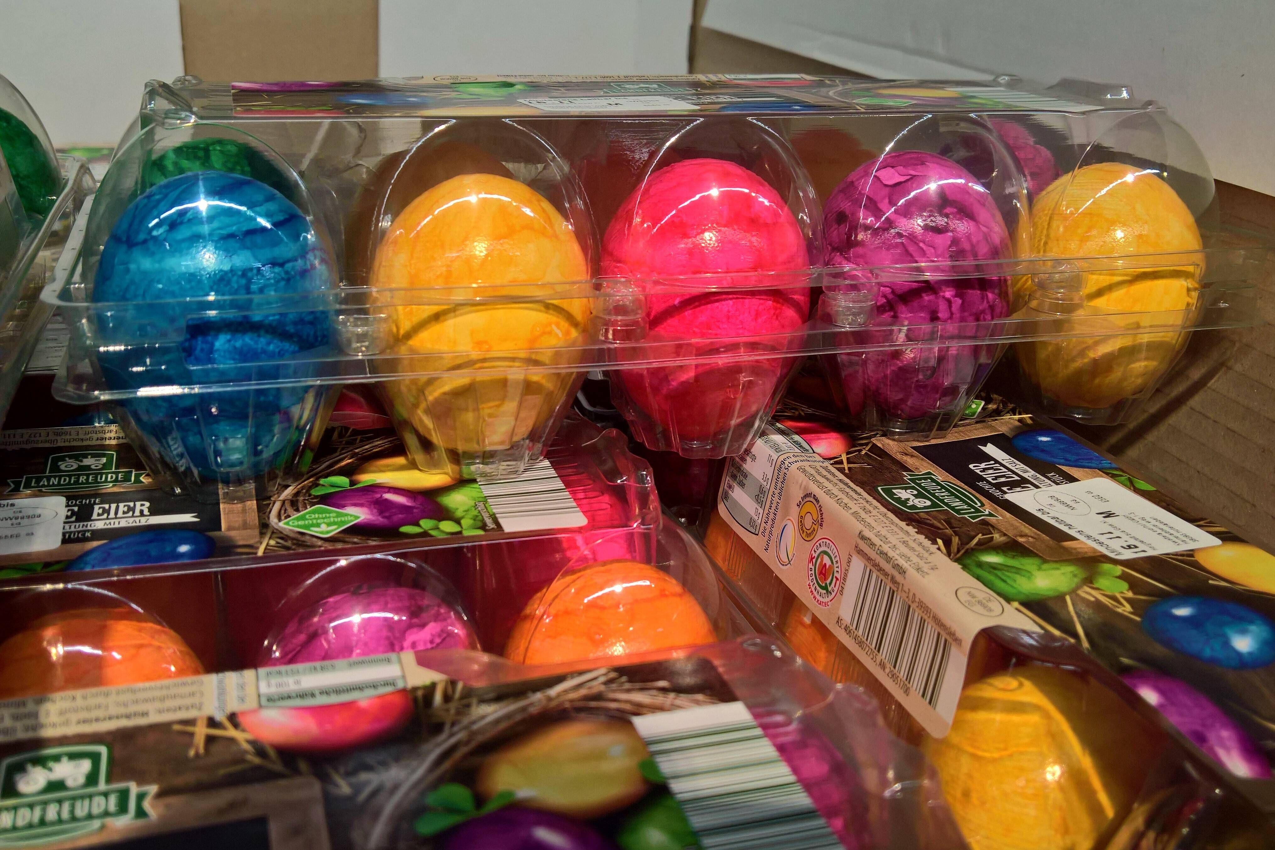Finger weg von gefärbten Eiern aus dem Supermarkt: Das ist der Grund!