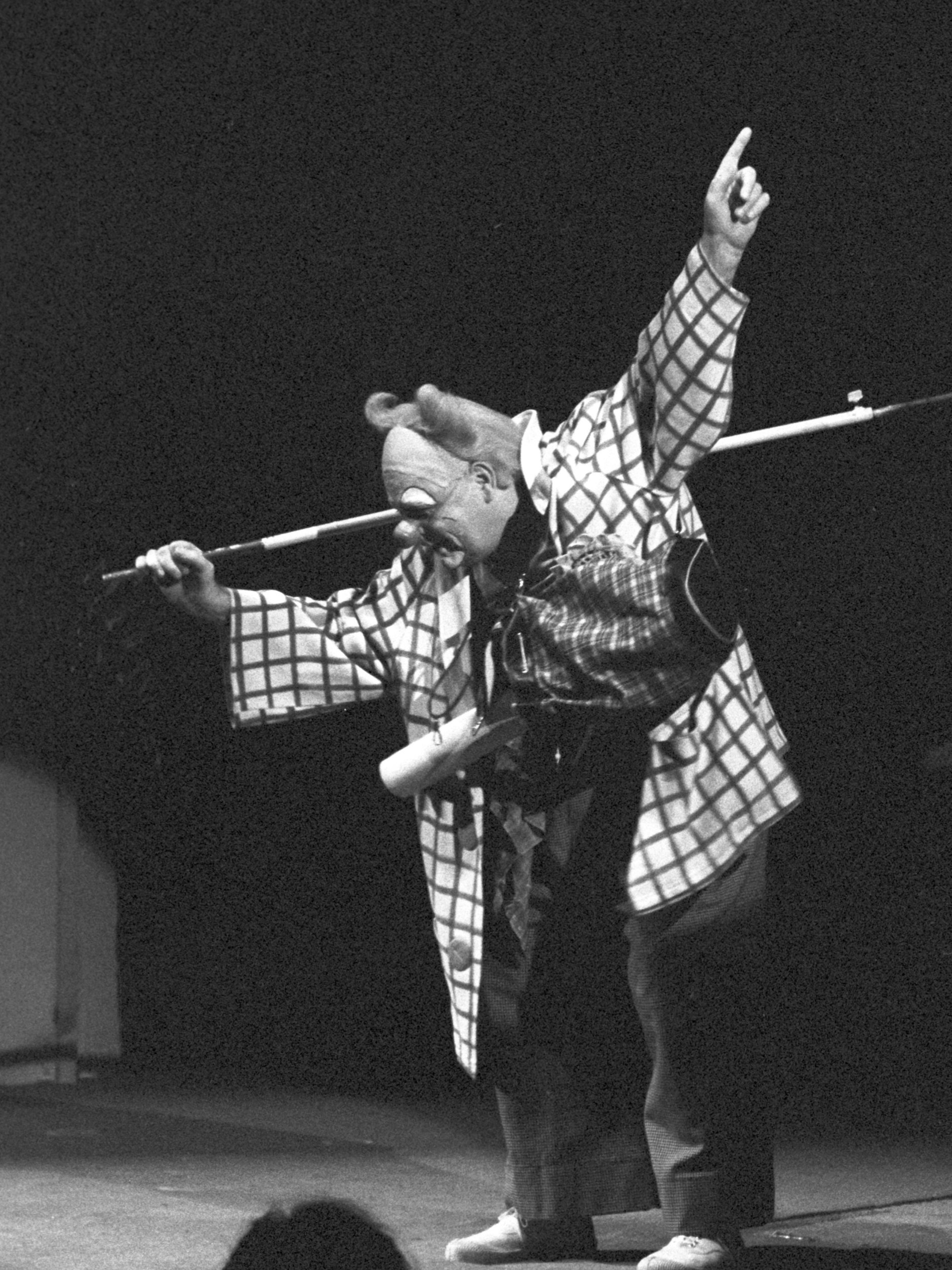 Clown Ferdinand trat auch im Berliner Friedrichstadt-Palast auf - und wurde hier zum Star vieler Kinder. Erinnern Sie sich noch an den Clown aus der DDR?