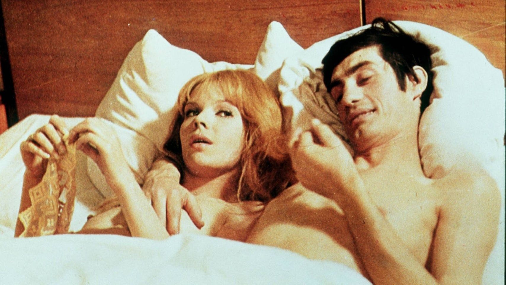 Angelica Domröse und Winfried Glatzeder im Film Die Legende von Paul und Paula. Der Film wurde zu einem der erfolgreichsten in der DDR.