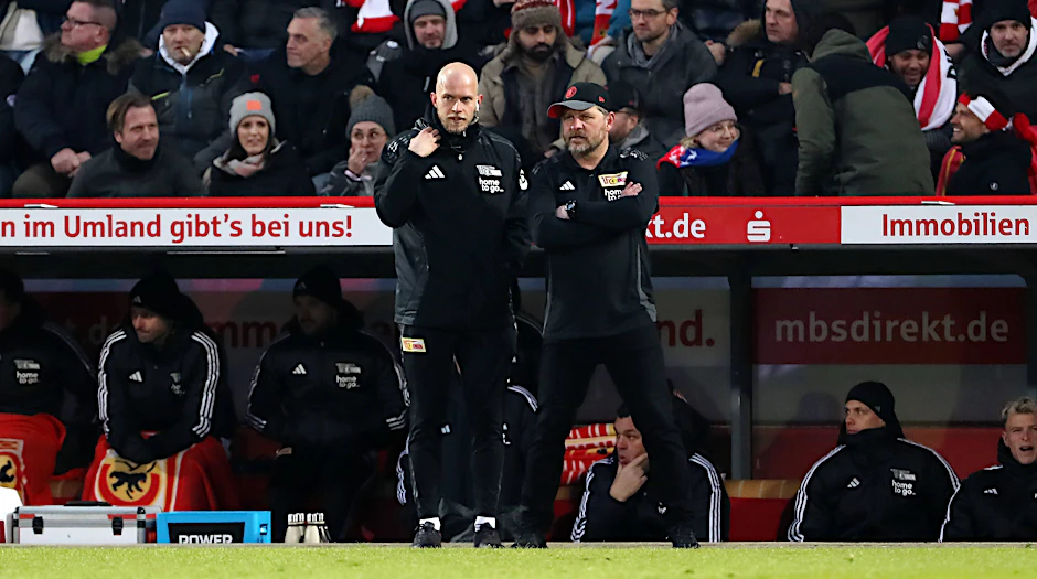 Assistent René Wagner (52) wird beim 1. FC Union die Rolle des gesperrten Cheftrainers Steffen Baumgart (r., 53) gegen den FC Bayern übernehmen.